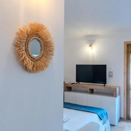 5min Dalla La Cinta - Elegante A سان تيودورو