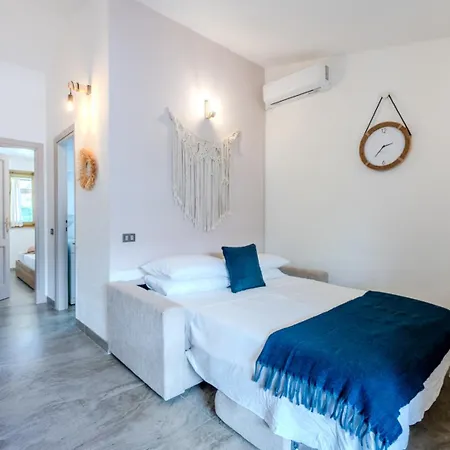 5min Dalla La Cinta - Elegante A * سان تيودورو