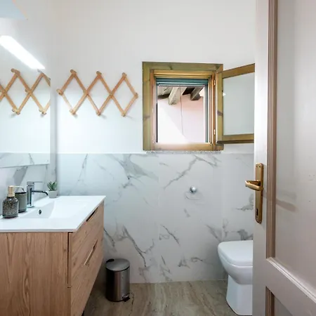 Apartament 5min Dalla La Cinta - Elegante A